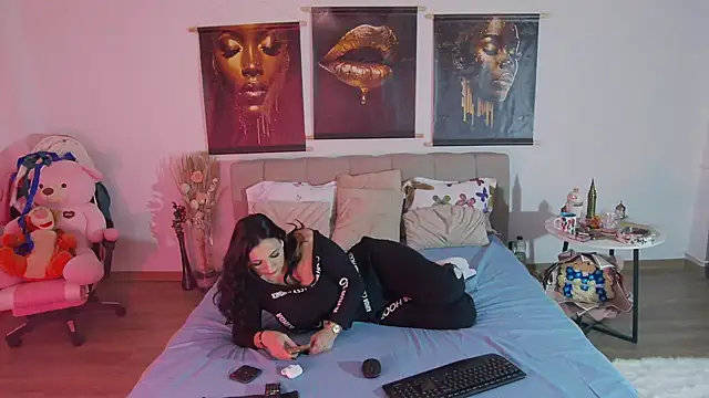 ReiyaRey online show from February 2026 09:36:02 PM