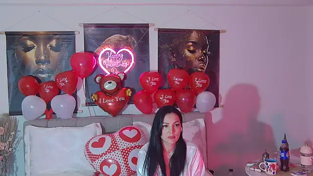 ReiyaRey online show from February 2026 12:00:01 AM