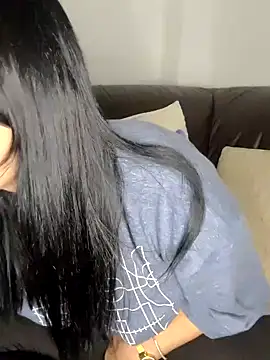 ReiyaRey online show from November 2025 10:24:01 PM