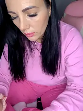 ReiyaRey online show from October 2025 10:31:02 PM