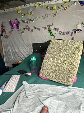 NinaGauther online show from February 2026 02:15:01 PM