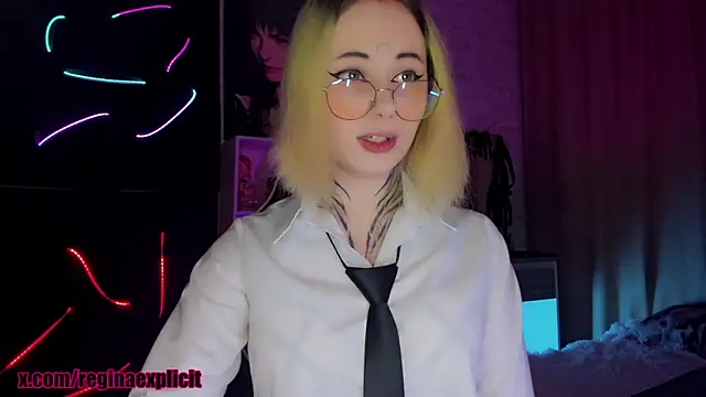 snake  bites online show from September 2025 09:53:02 PM