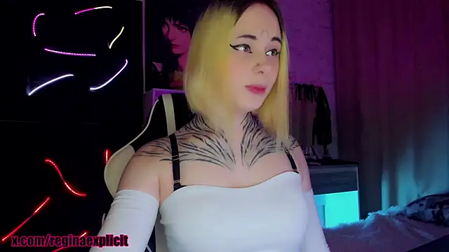 snake  bites online show from October 2025 11:16:01 PM