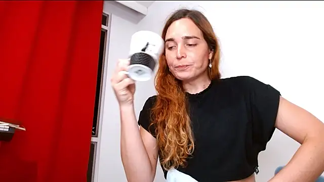 Catnessa online show from February 2026 01:12:01 AM