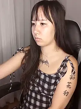 Snapshot of Japabaixinha chatting on February 2025 03:57:01 AM Japabaixinha online show from February 2025 03:57:01 AM