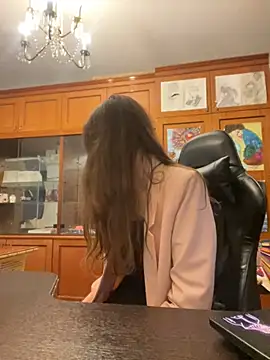 Lori Foxy online show from December 2024 05:51:02 PM