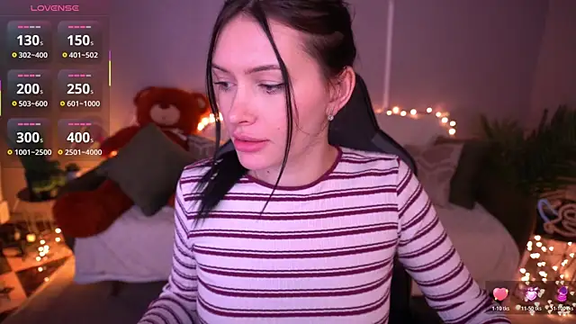 Snapshot of MilaSecrett chatting on February 2026 02:03:01 PM MilaSecrett online show from February 2026 02:03:01 PM