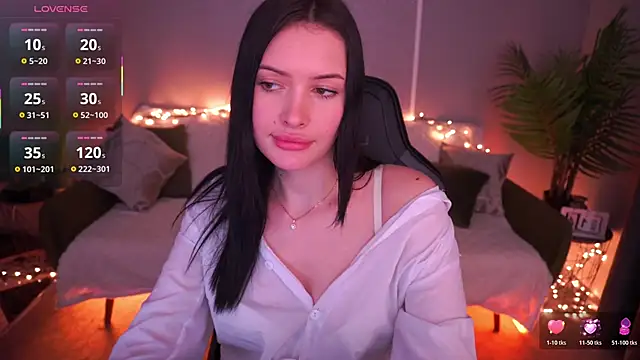 MilaSecrett online show from March 2026 02:43:01 PM