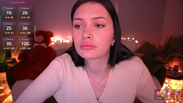 Snapshot of MilaSecrett chatting on February 2026 02:41:02 PM MilaSecrett online show from February 2026 02:41:02 PM