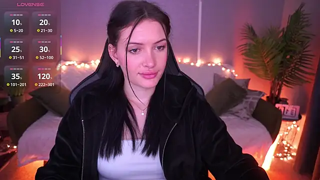 MilaSecrett online show from March 2026 01:50:01 PM