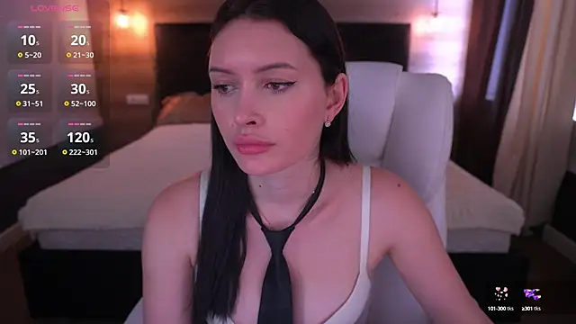 Snapshot of MilaSecrett chatting on September 2025 01:00:01 PM MilaSecrett online show from September 2025 01:00:01 PM