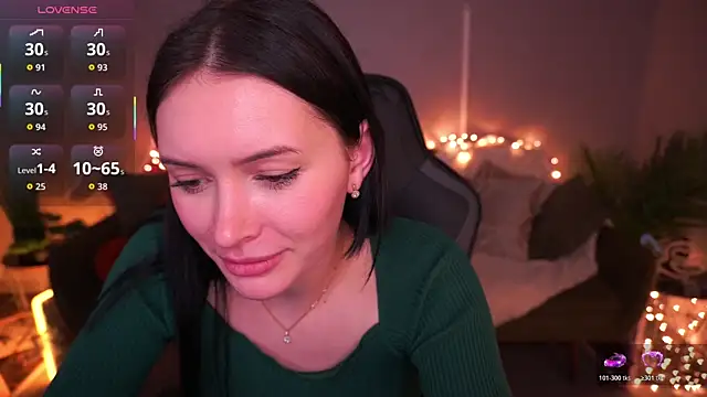 Snapshot of MilaSecrett chatting on February 2026 03:42:01 PM MilaSecrett online show from February 2026 03:42:01 PM