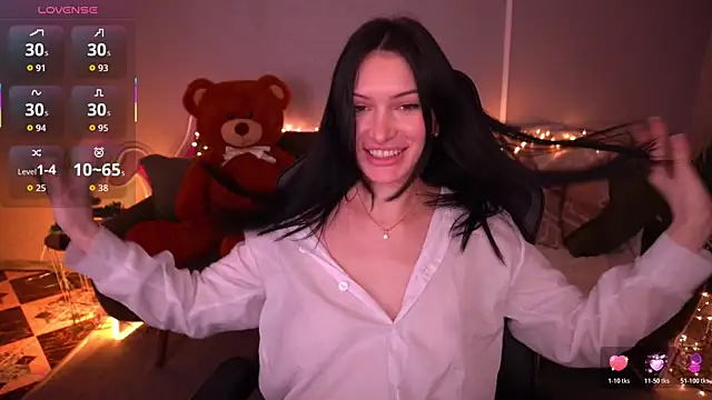 Snapshot of MilaSecrett chatting on February 2026 03:54:02 PM MilaSecrett online show from February 2026 03:54:02 PM