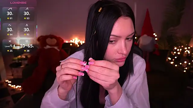 Snapshot of MilaSecrett chatting on January 2026 02:42:02 PM MilaSecrett online show from January 2026 02:42:02 PM