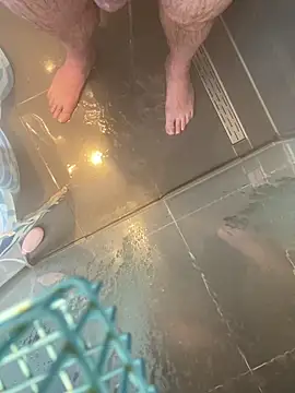 LivingLegend1978 online show from April 2026 11:28:02 AM