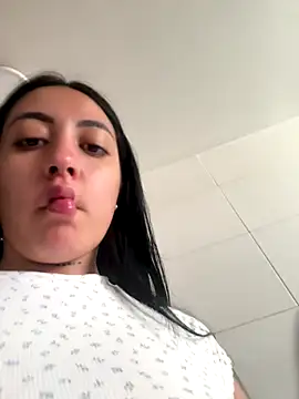 keilelewis online show from November 2025 03:45:01 PM