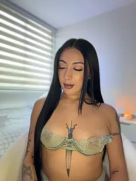 keilelewis online show from April 2026 05:30:01 PM