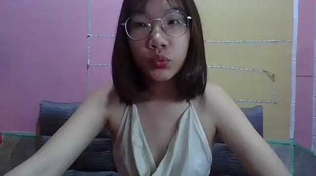 Nanoko online show from December 2024 02:41:01 PM