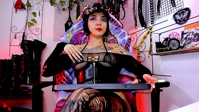 Agatha BDSM online show from December 2025 09:29:01 PM