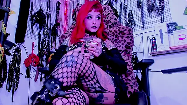Agatha BDSM online show from March 2025 06:44:02 PM