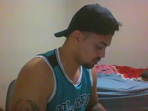 Xcumshot33 online show from November 2025 01:32:02 AM