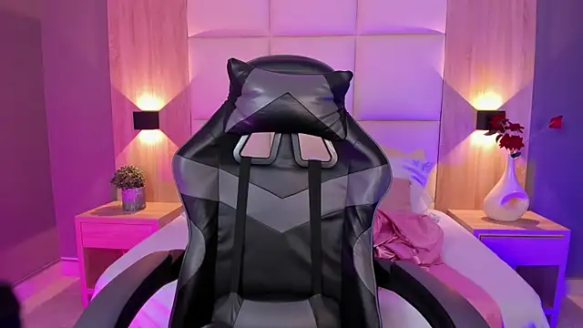 bella1207 online show from October 2025 07:35:01 PM