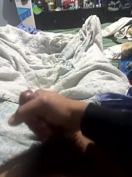 Snapshot of Your_love39 chatting on January 2026 07:45:01 AM Your love39 online show from January 2026 07:45:01 AM