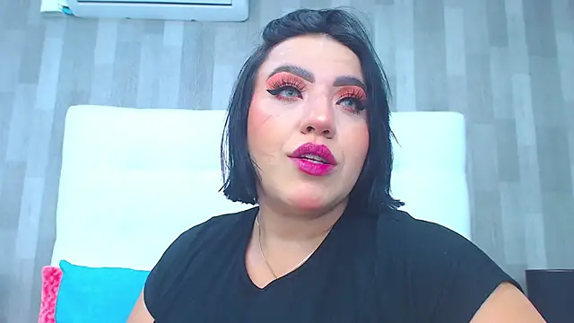 LeahMillerr online show from March 2025 12:17:02 PM