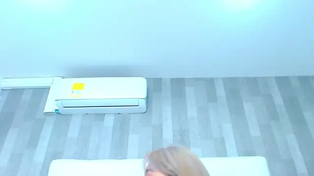 LeahMillerr online show from October 2025 12:53:02 PM