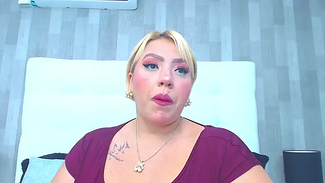 LeahMillerr online show from April 2026 04:46:01 PM