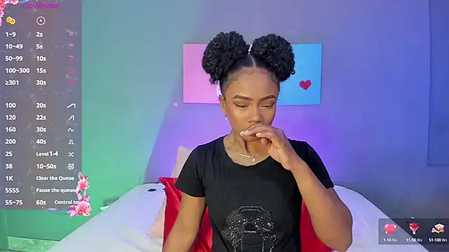 EmmaSmith06 online show from October 2025 05:14:02 PM