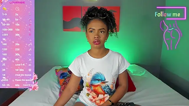 EmmaSmith06 online show from March 2025 05:54:02 PM