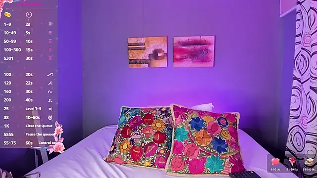 EmmaSmith06 online show from October 2025 05:23:02 PM