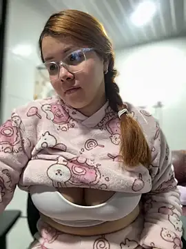 solecito 22 online show from February 2026 02:22:01 AM