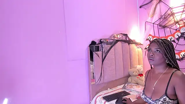 LoveQueen2 online show from October 2025 11:42:02 AM