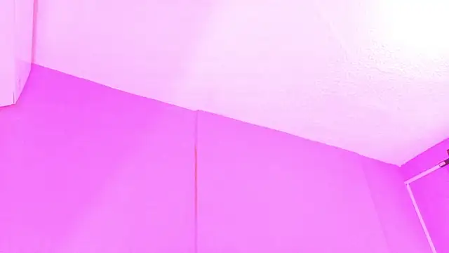 LoveQueen2 online show from April 2026 12:20:01 PM