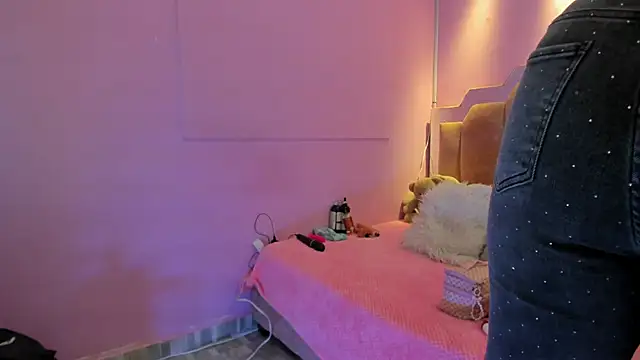 LoveQueen2 online show from February 2026 11:43:01 AM