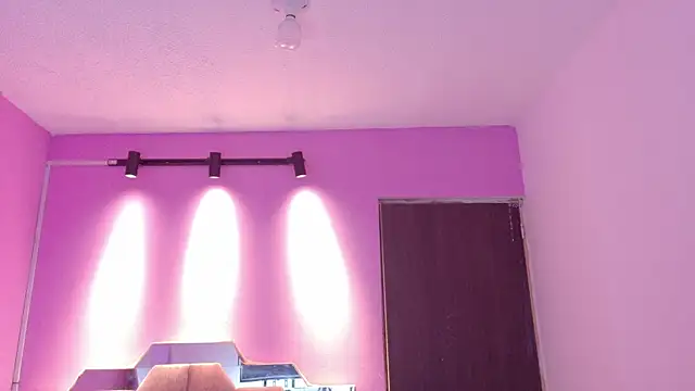 LoveQueen2 online show from May 2026 11:44:01 AM