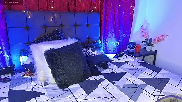 Majuu   online show from October 2025 11:42:02 AM