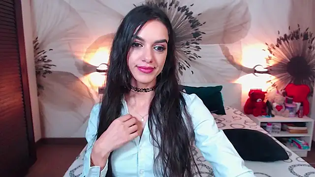 Snapshot of KatherineBisou chatting on November 2025 08:09:02 PM KatherineBisou online show from November 2025 08:09:02 PM