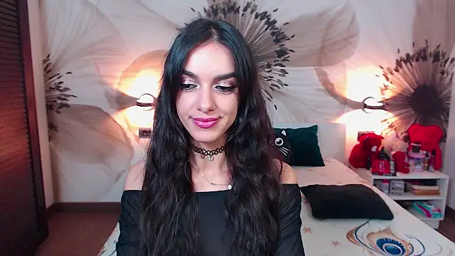 Snapshot of KatherineBisou chatting on November 2025 09:19:02 PM KatherineBisou online show from November 2025 09:19:02 PM