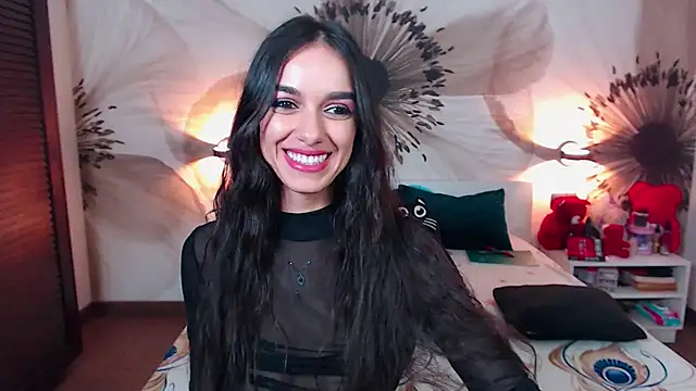 Snapshot of KatherineBisou chatting on November 2025 08:14:01 PM KatherineBisou online show from November 2025 08:14:01 PM