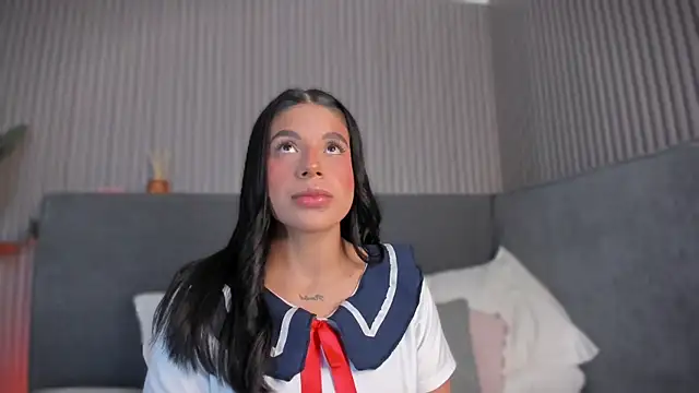 emelie 89 online show from June 2026 12:39:01 PM