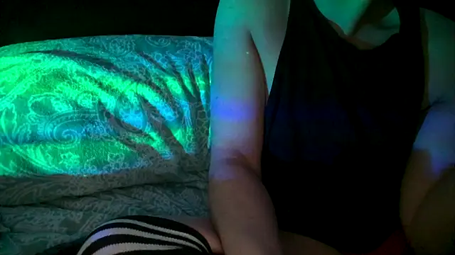 Snapshot of CloudyBoy_Toy chatting on March 2025 08:57:01 PM CloudyBoy Toy online show from March 2025 08:57:01 PM
