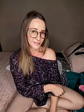 Snapshot of Deviant_Desires_xx chatting on September 2025 05:20:01 PM Deviant Desires xx online show from September 2025 05:20:01 PM