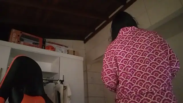 bombomepimenta online show from November 2025 08:40:01 AM