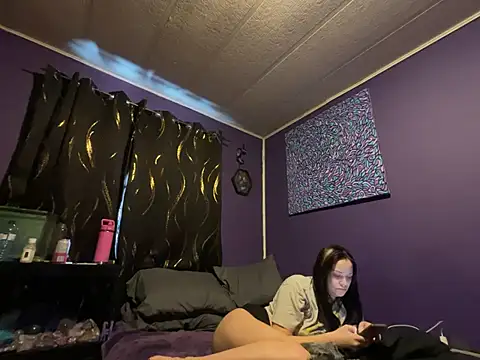 skinwalkingzombie online show from February 2025 06:13:02 PM