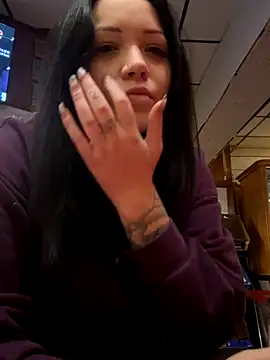 skinwalkingzombie online show from November 2025 04:49:02 AM