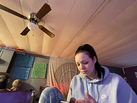 skinwalkingzombie online show from February 2025 06:13:02 PM