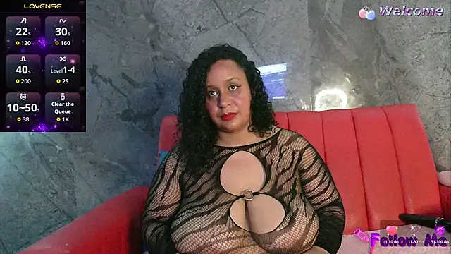 Snapshot of Danielaa_a chatting on November 2025 11:52:02 PM Danielaa a online show from November 2025 11:52:02 PM